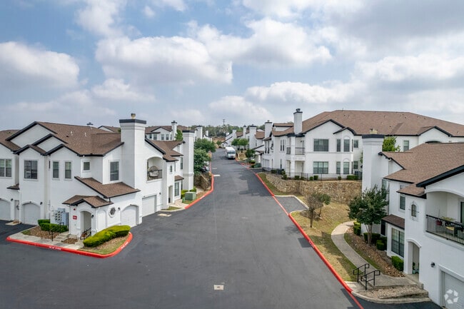 Estates at Canyon Ridge