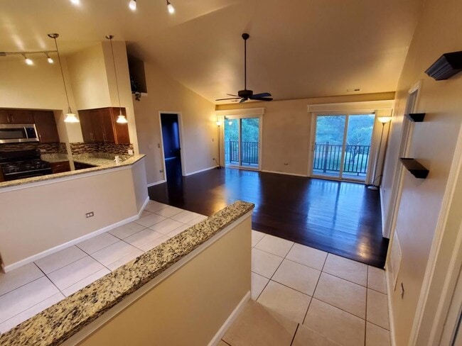 Photo - 357 Bloomfield Ln