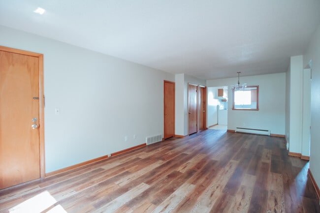 Photo - 3012 Carskaddon Ave Unit 2
