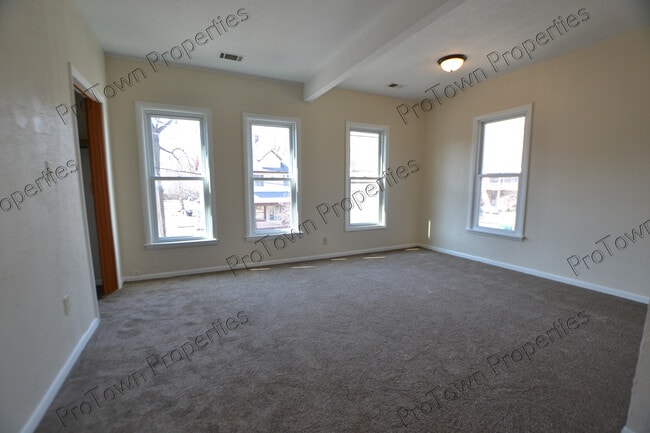 Photo - 342 Pine St Unit 342