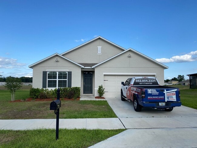 Building Photo - NOT READY FOR SHOWING OR MOVE IN UNTIL 08/15/2026!!!! Oak Hill Plantation - 4/2/2 *Won't Last!*