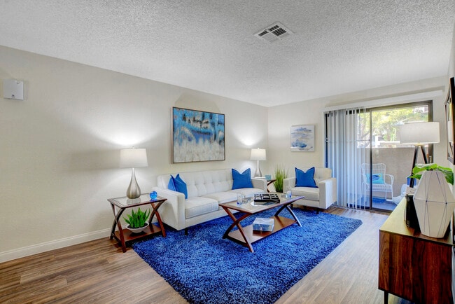 Living Room - Rancho Mirage Apartments