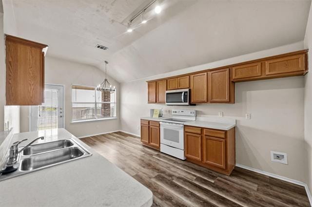 2032 Sunny Side Dr