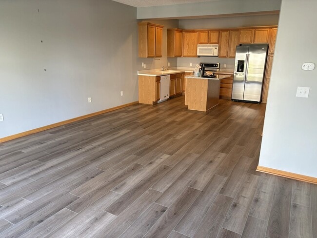 Building Photo - 4332 Victor Path