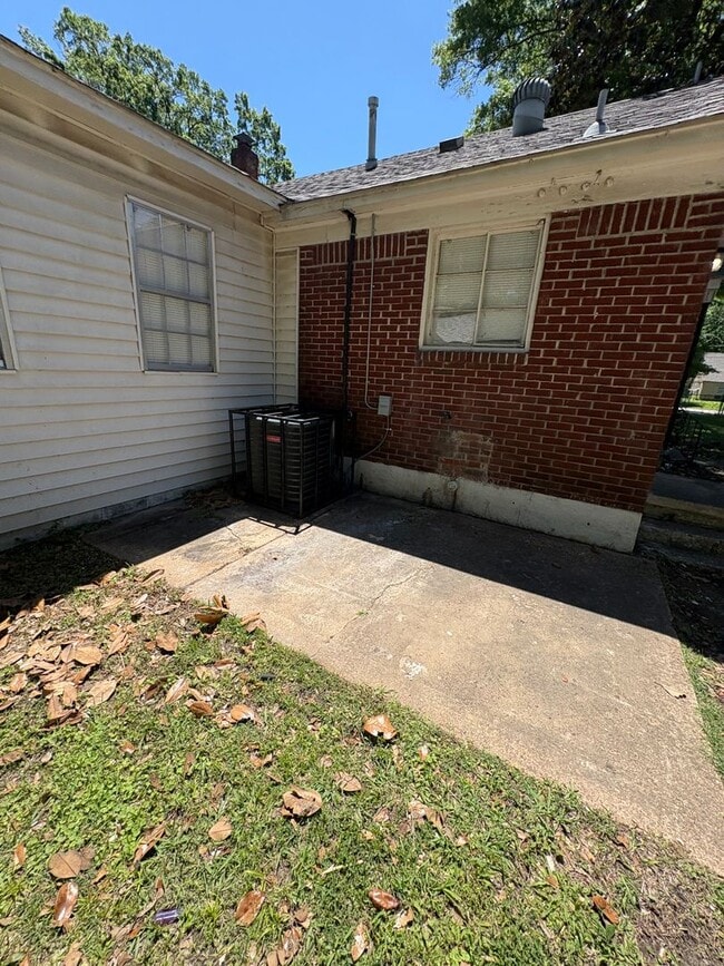Photo - 3904 Kimball Ave