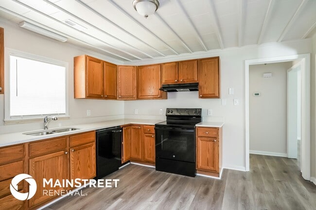 Photo - 1413 Maplewood Dr