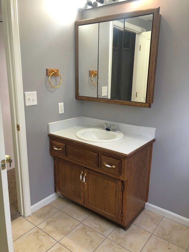 4 Bed, 3 Bath House Lansing Schools!! Rental For Rent in Lansing, KS