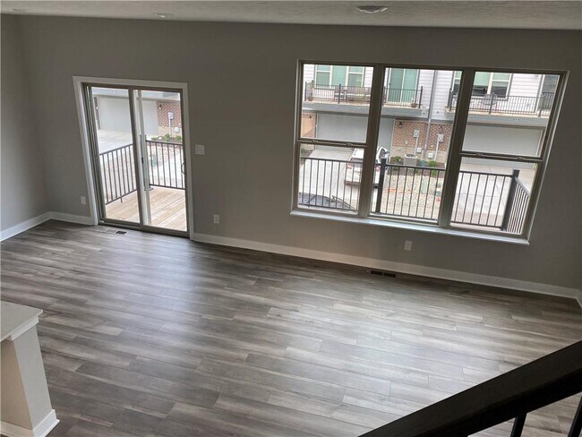 Photo - 7199 Easy St