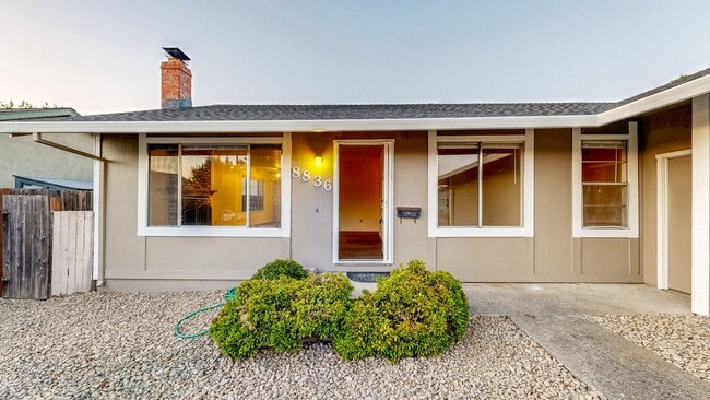 Photo - Bright 4 Bedroom 2 Full Bathroom Home with...