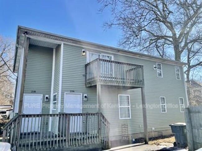 Building Photo - 219 W 4th St Unit A