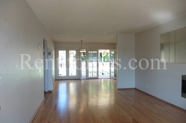 Photo - 7576 Winterwood Ln