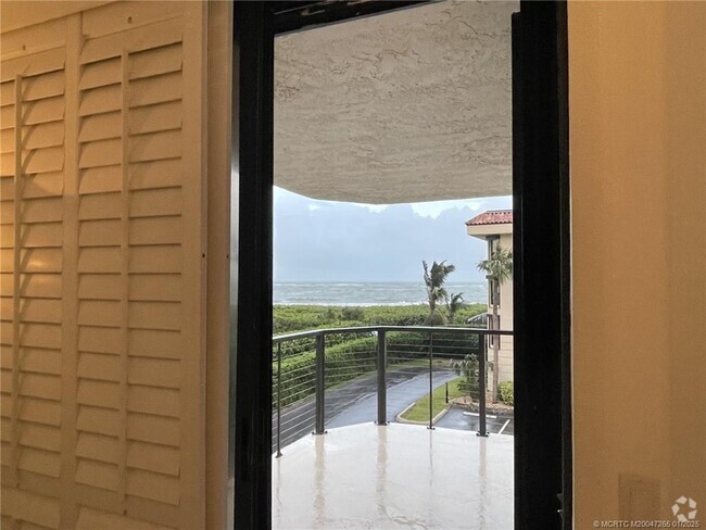 Building Photo - 4100 N Hwy A1A Unit 325 Rental