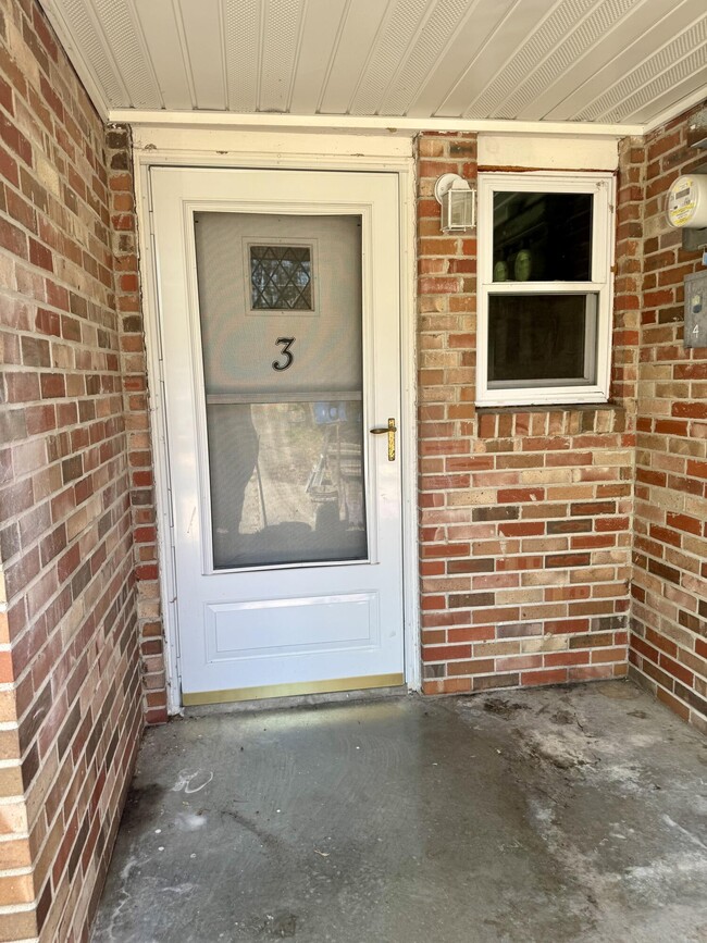 Building Photo - 116 MO-124 Unit APT 3