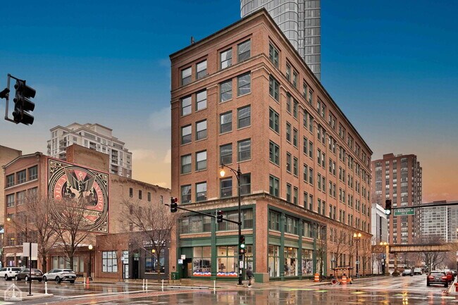 Building Photo - 900 S Wabash Ave Unit 203 Rental
