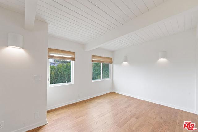 Photo - 1042 Olancha Dr