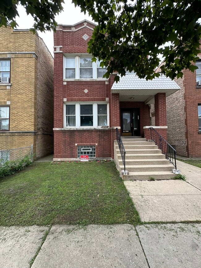 Building Photo - 4730 N Kedvale Ave Unit Garden