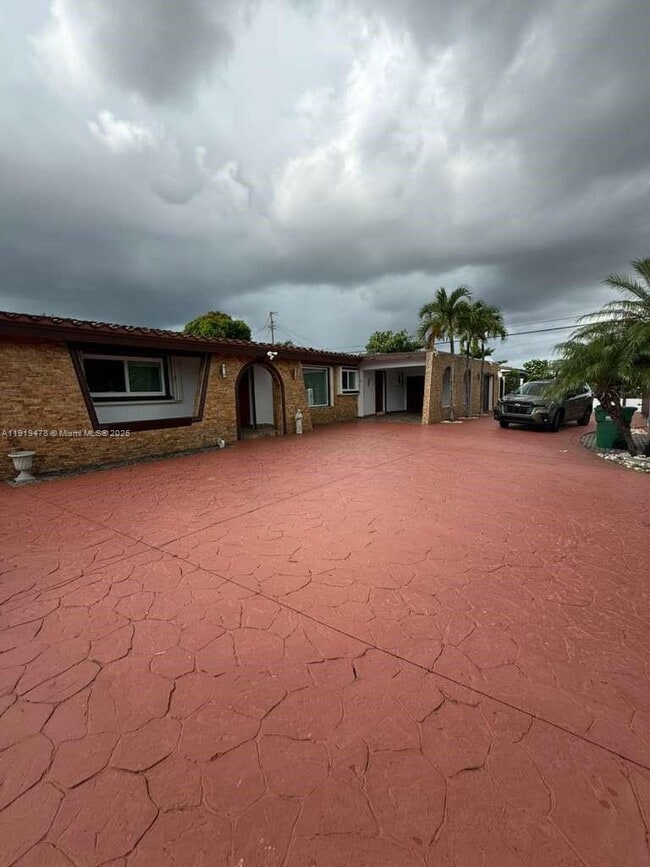 Photo - 8700 SW 19th Terrace