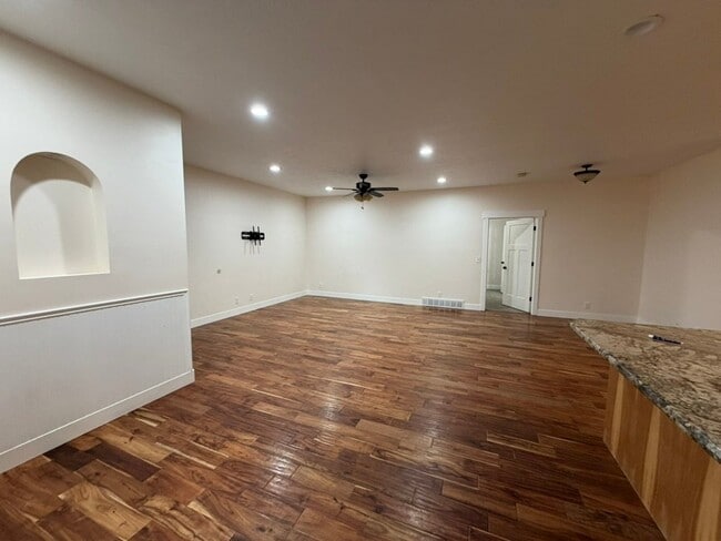 Photo - 272 N 135 W Unit 272
