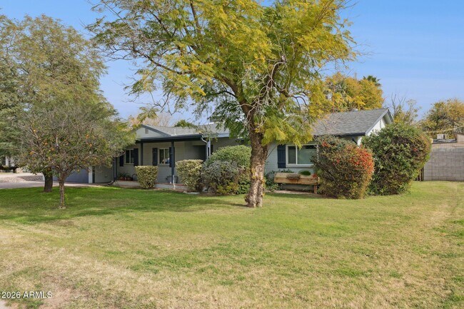 Photo - 6721 N 12th Wy