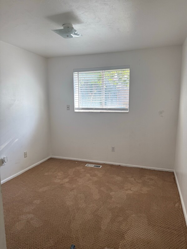 Photo - 464 E 1300 S Apartamento