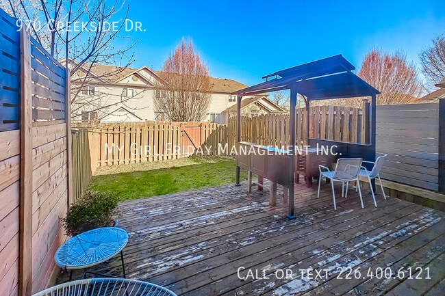 Photo - 970 Creekside Dr