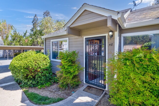 Photo - 9101 Newhall Dr