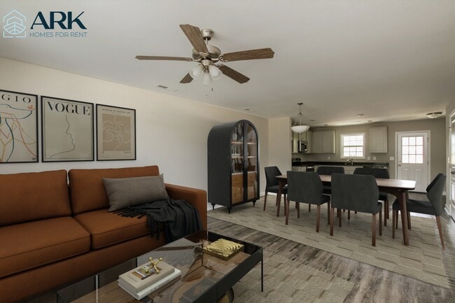 Photo - 140 Rowan St