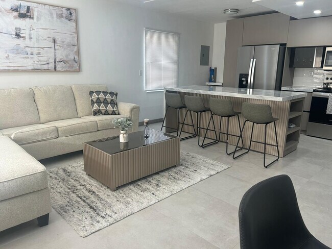 Photo - 217 SW 15th St