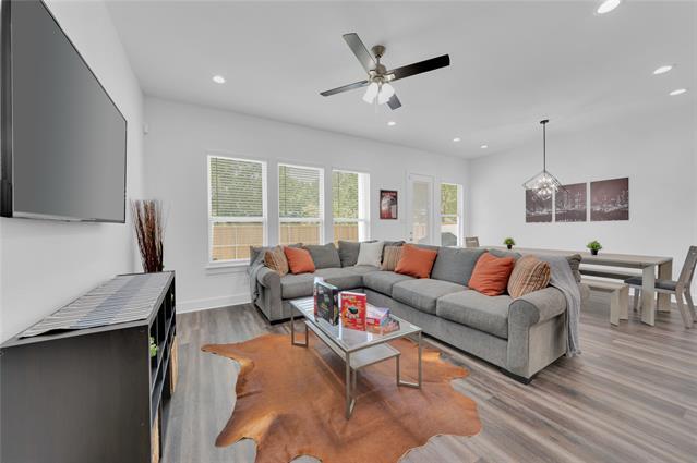 Photo - 1838 Life Ave