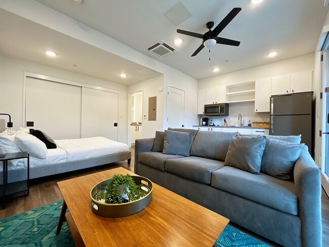 Building Photo - 49 Navasota St Unit 109