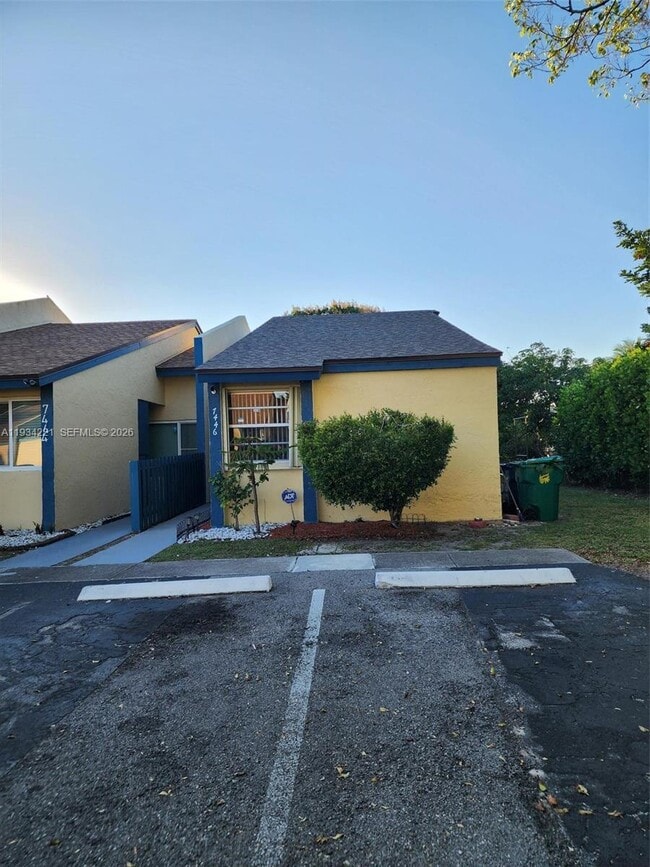Photo - 7446 NW 34th St