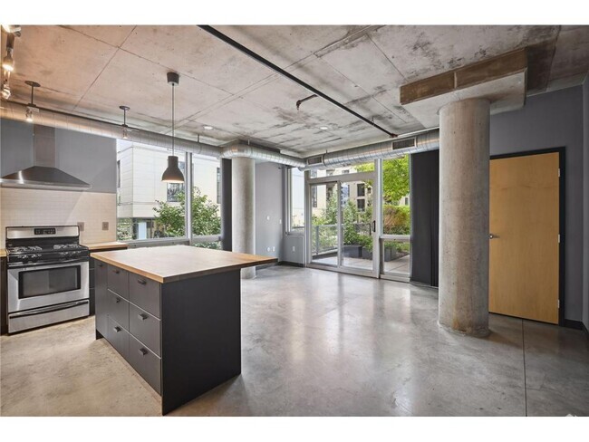 Building Photo - 730 N 4th St Unit 112 Rental