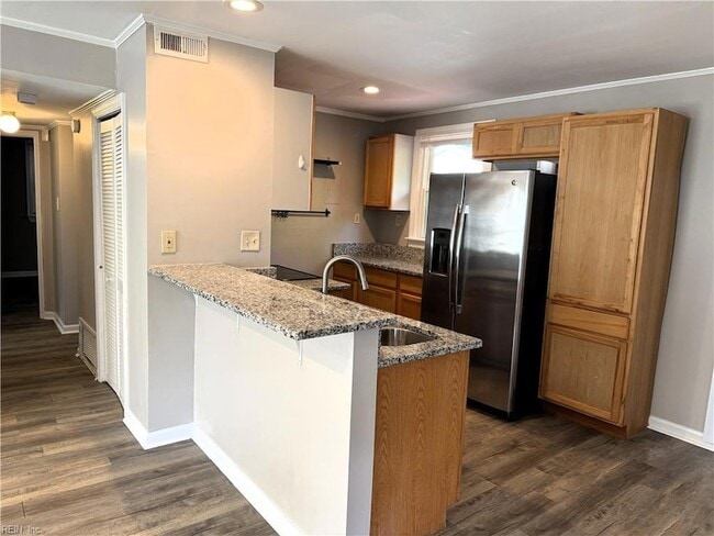 Photo - 1744 N Lakeland Dr