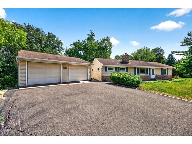 6015 Aspen Rd