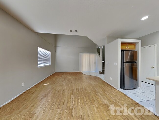 Photo - 1750 W Union Hills Dr