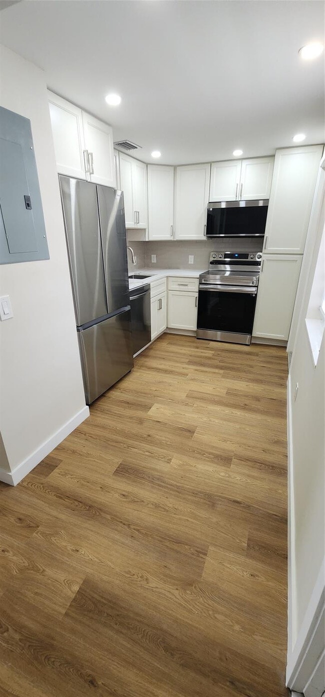 Photo - 3150 N Palm Aire Dr Unit 609