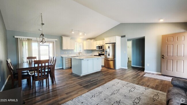 Building Photo - 14227 W Yosemite Dr Rental