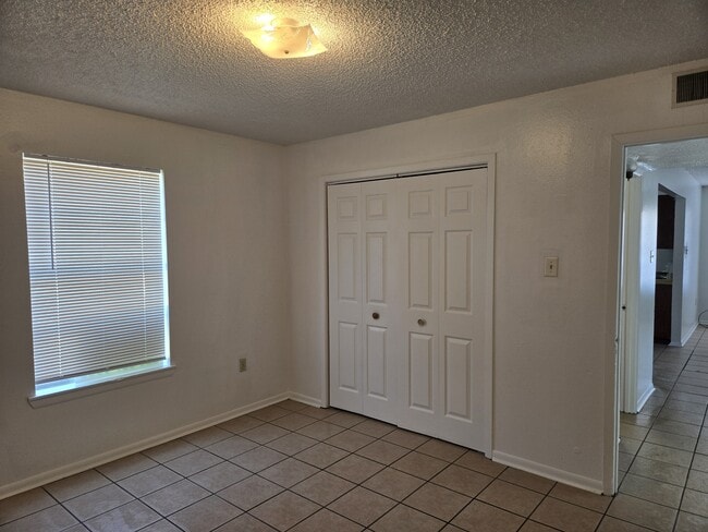 Photo - 100 Melrose Dr