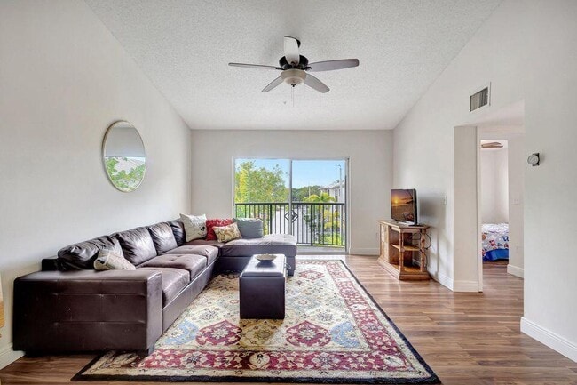 Photo - 1400 Crestwood Ct S Unit 1407