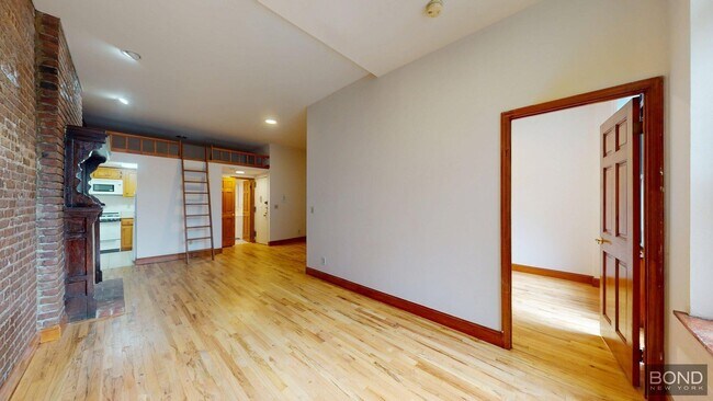 Photo - 70 W 87th St Apartment Unit 3B