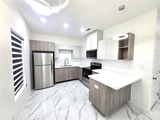 Photo - 3201 Magdalena St Unit 3