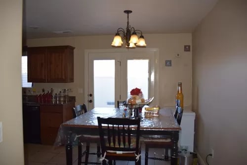 Photo - 370 W 1425 N