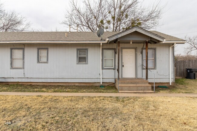 Building Photo - 4709 Coronado Ave