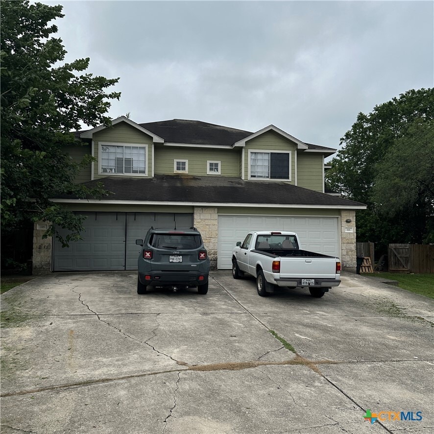 Photo - 118 Cedargrove