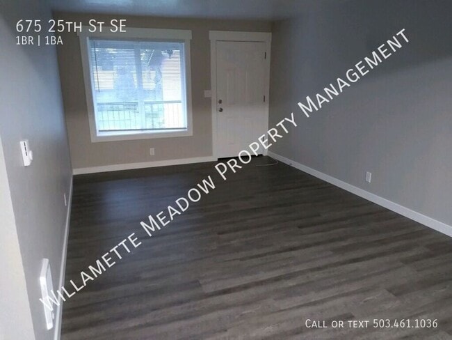 Photo - 675 25th St SE