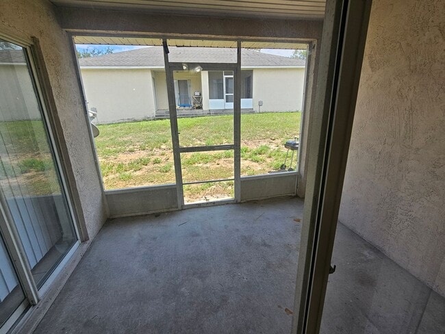 Photo - 2611 Hollow Ln