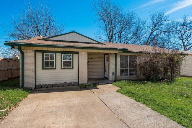 Building Photo - 7704 Woodspan Dr