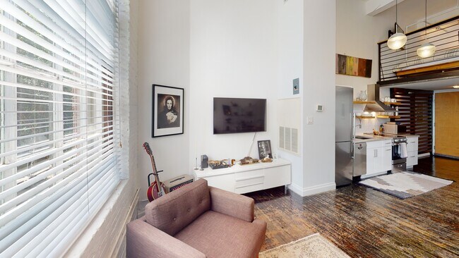 Photo - 920 Poeyfarre St Unidad 920 Poeyfarre #216