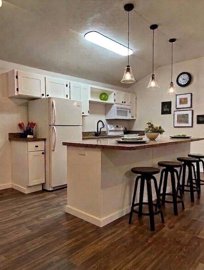 Photo - 1654 Skyline Dr Unidad #2bd1ba
