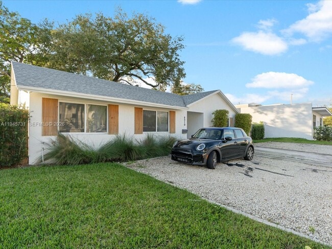 Photo - 6510 SW 59th Pl